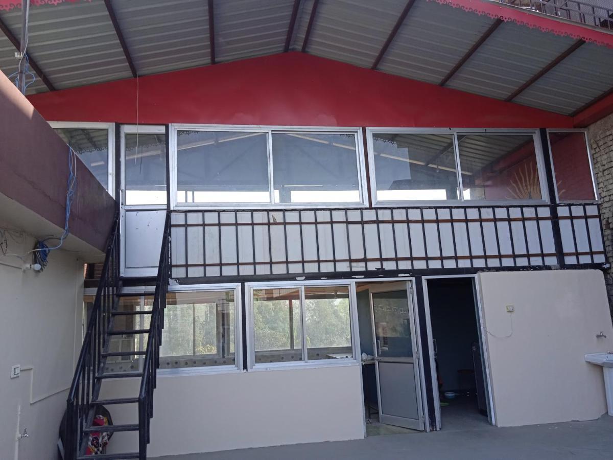 Triple1 Hostel & Homestay Rishīkesh Екстериор снимка