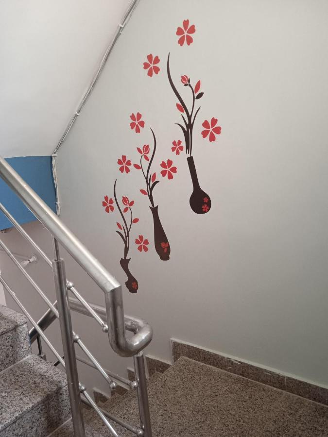 Triple1 Hostel & Homestay Rishīkesh Екстериор снимка