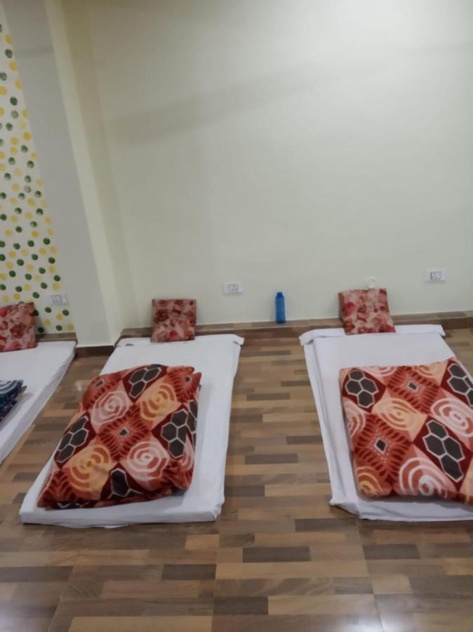 Triple1 Hostel & Homestay Rishīkesh Екстериор снимка
