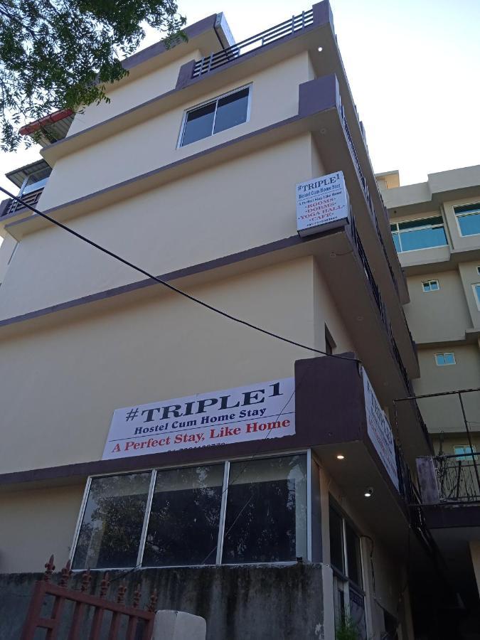 Triple1 Hostel & Homestay Rishīkesh Екстериор снимка