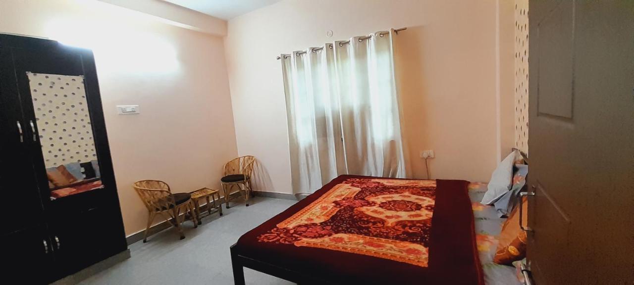 Triple1 Hostel & Homestay Rishīkesh Екстериор снимка