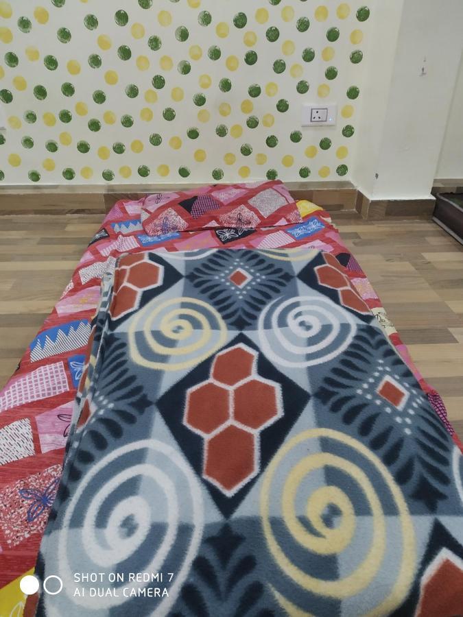 Triple1 Hostel & Homestay Rishīkesh Екстериор снимка